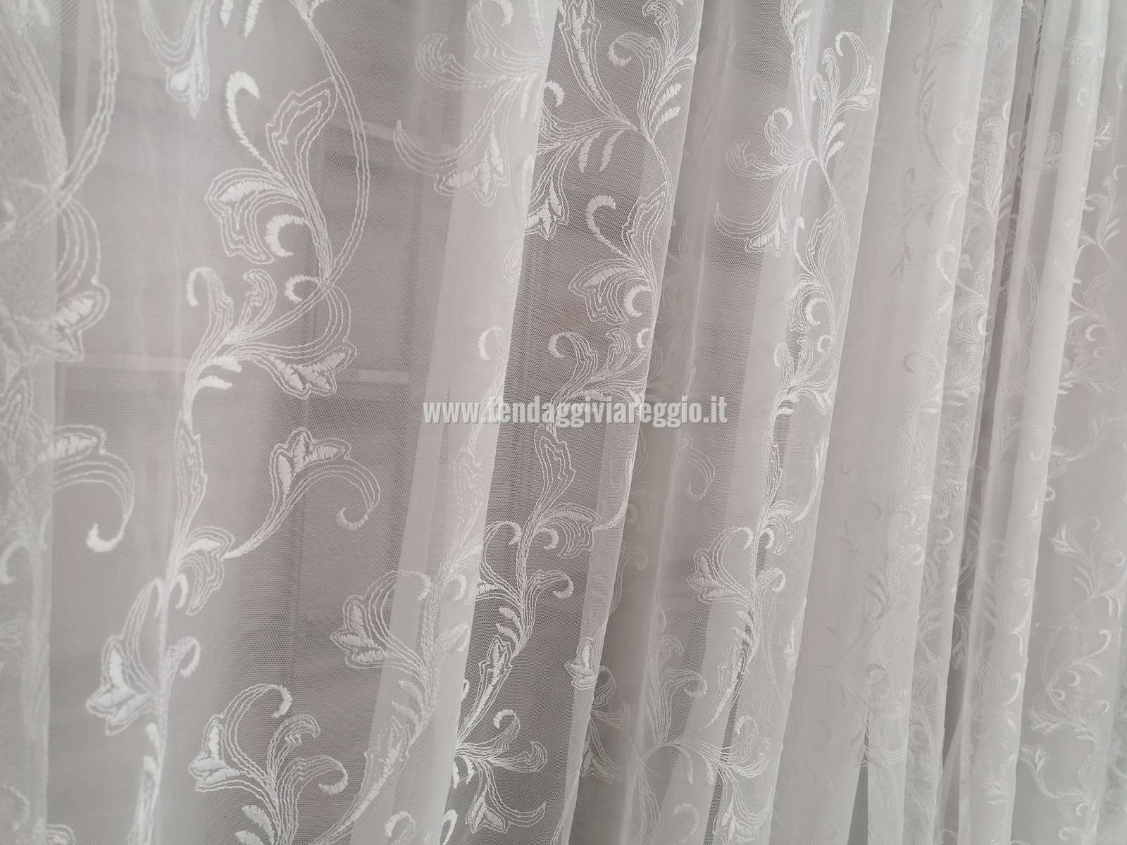 TULLE RICAMATO modello CANDY