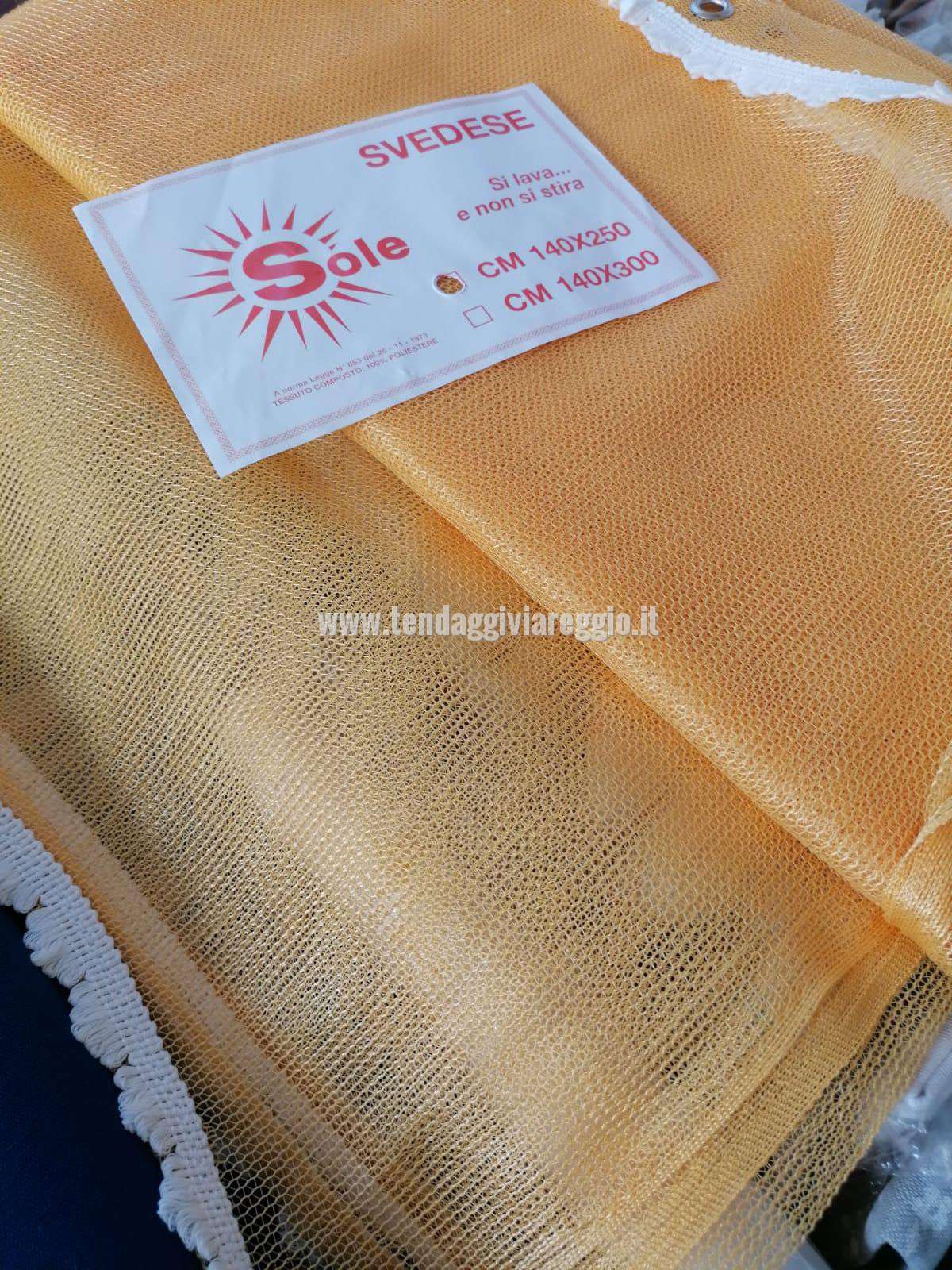 Zanzariera produzione italiana modello SVEDESE per porta colore giallo