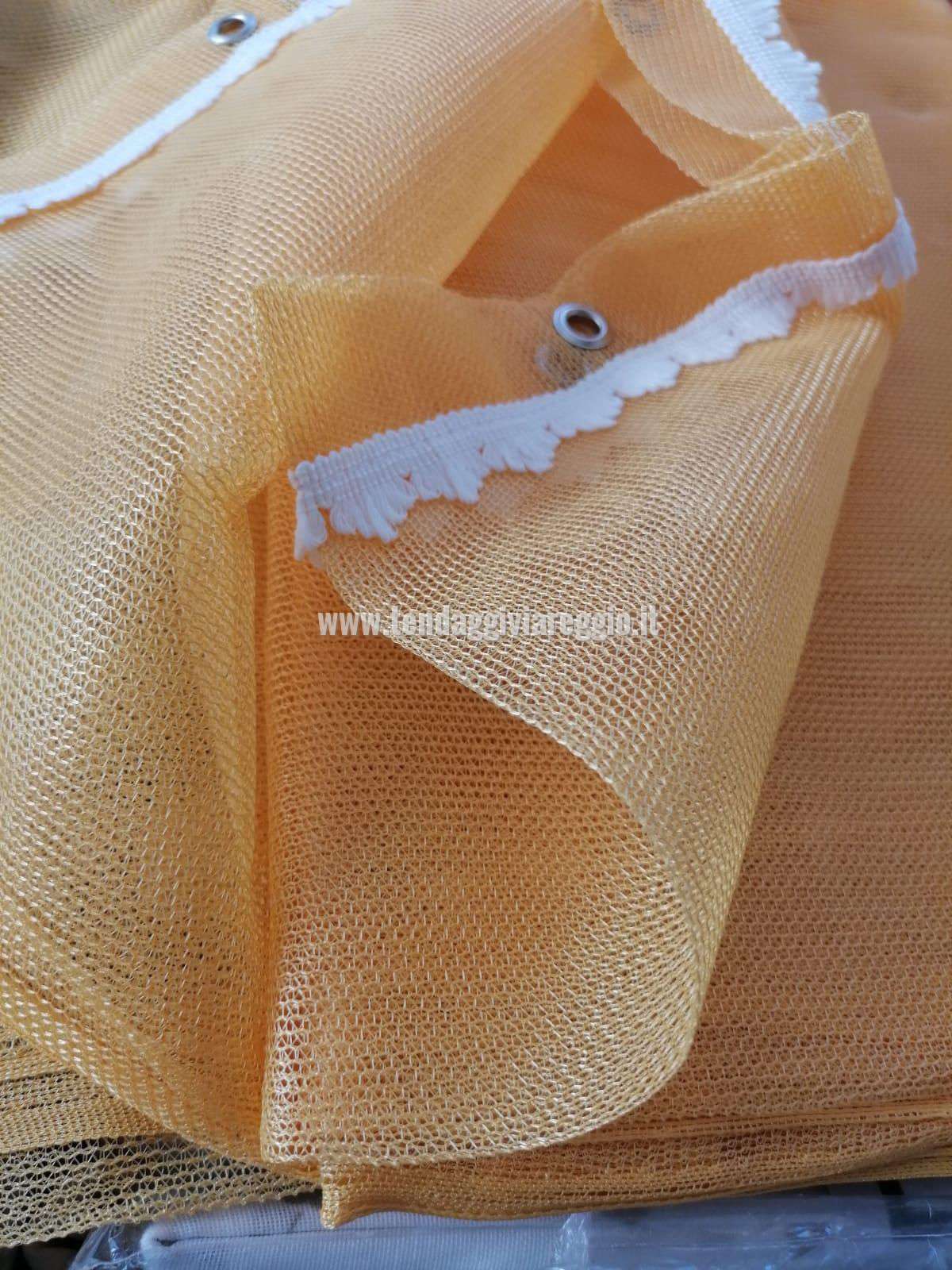 Zanzariera produzione italiana modello SVEDESE per porta colore giallo