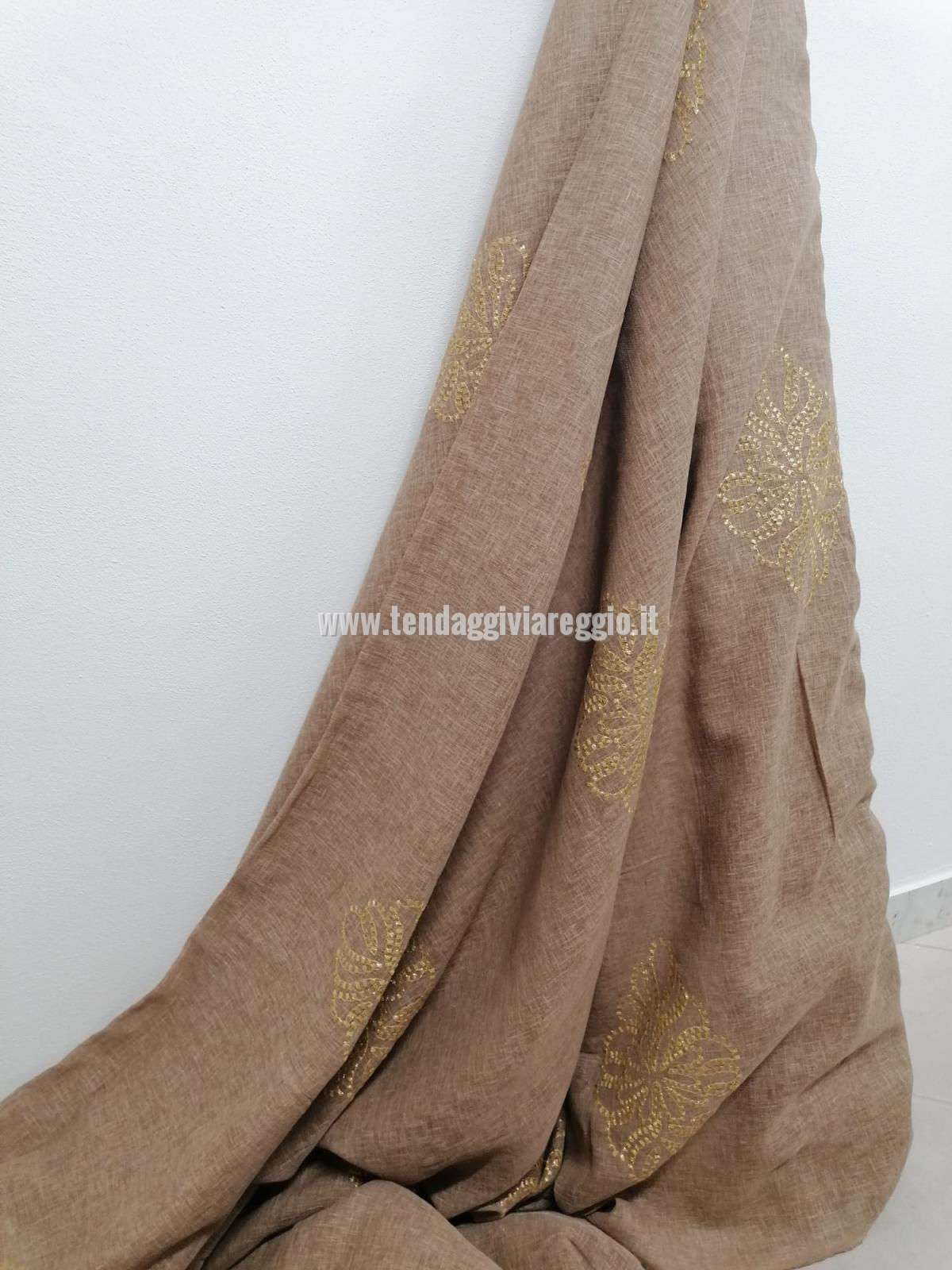 Ricamo oro in filato lurex su misto lino 50% tabacco modello CLEMENTINE