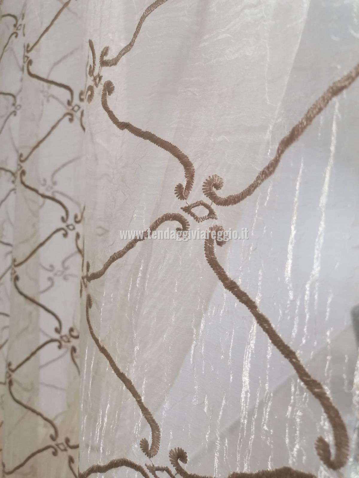 Ultimo taglio mt 4.30 STROPICCIATO RICAMATO beige