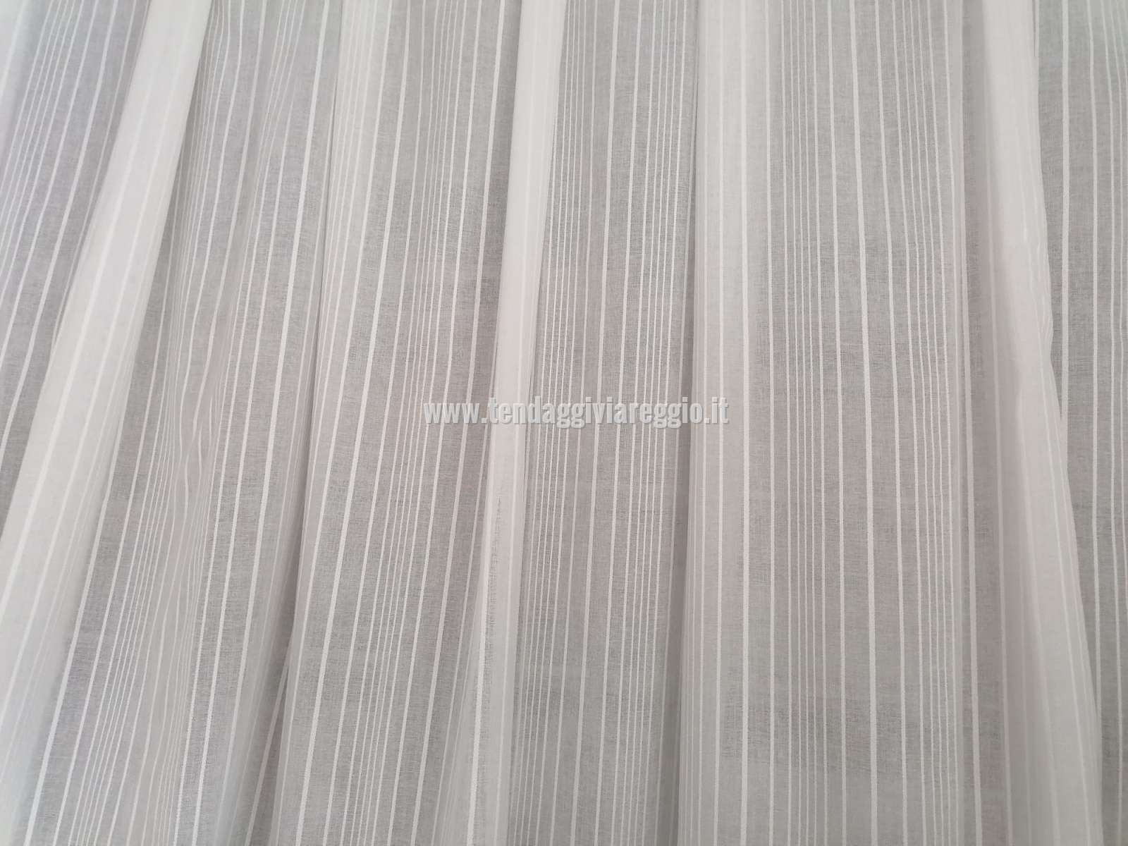 Tenda a metraggio fondo Asya rigato modello GUADALUPE