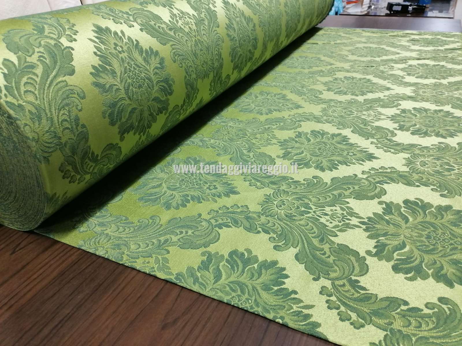 Tessuto tappezzeria DAMASCATO IMPERIALE color VERDE cm 280