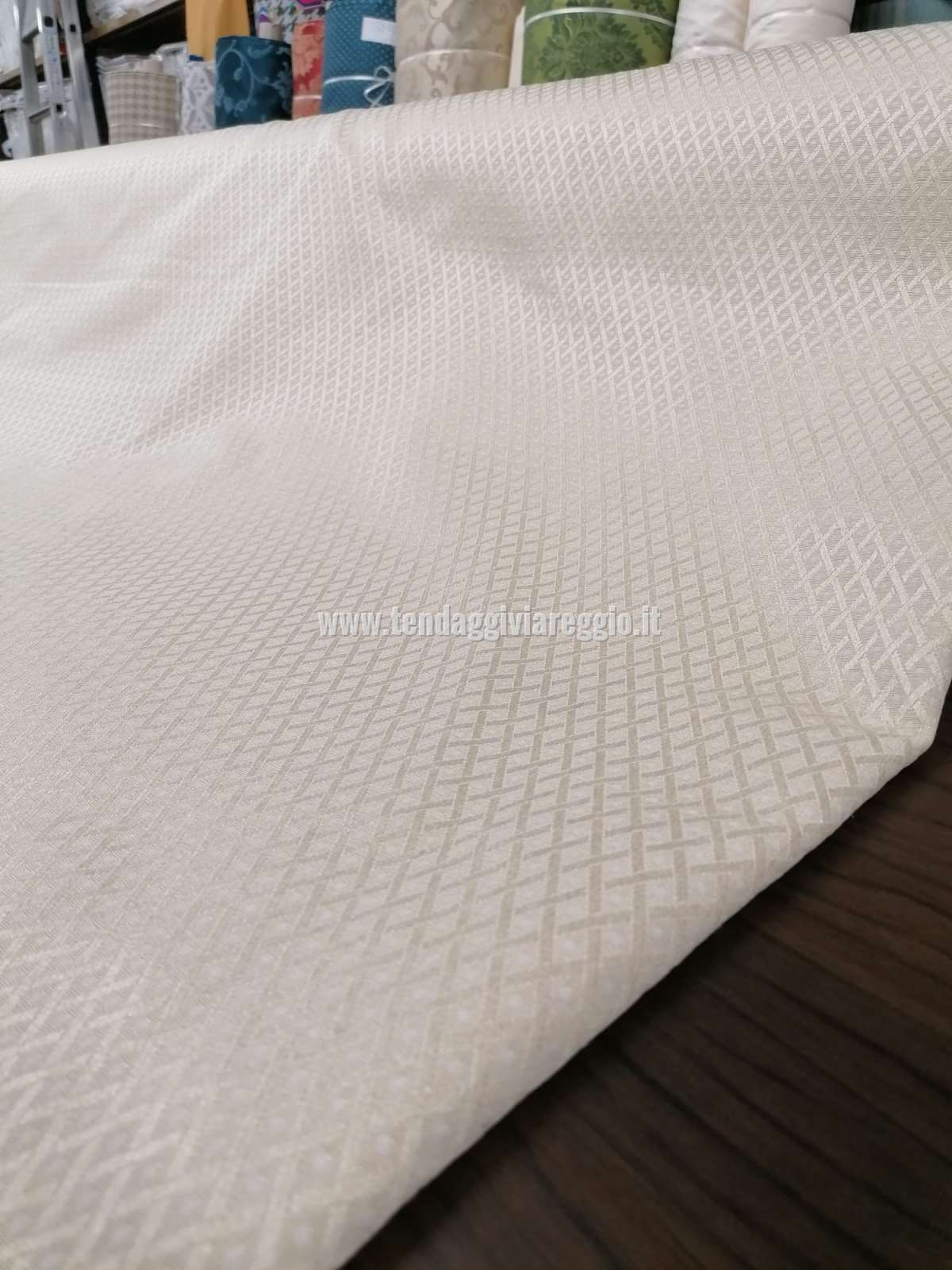 Tessuto Tappezzeria GINEVRA color AVORIO cm 280