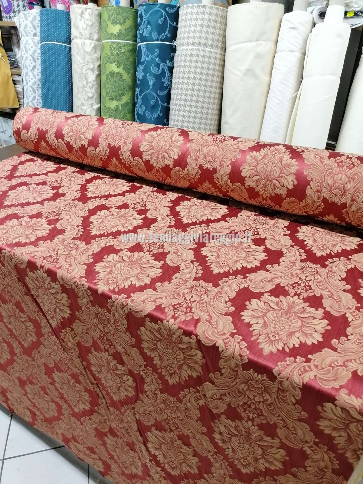 Tessuto Tappezzeria DAMASCATO IMPERIALE color BORDEAUX cm 280