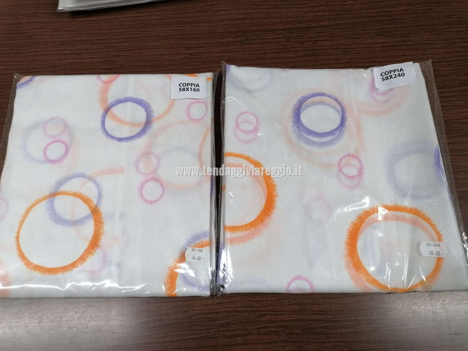 Tendina prodotta in Italia modello HULA HOOP