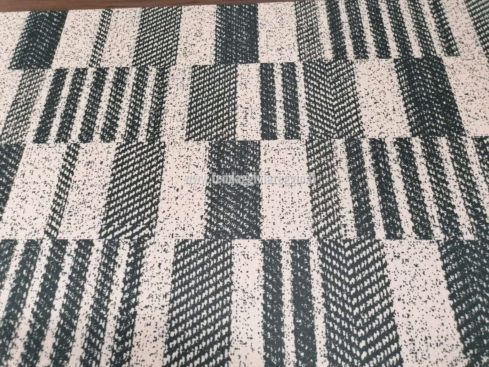 Passatoia a metraggio modello BARCODE made in Italy 100%