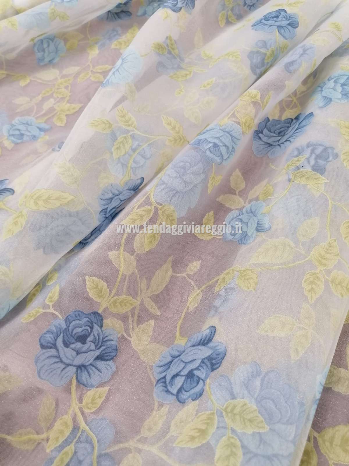 Tenda a metraggio in organza modello ROSA BLU