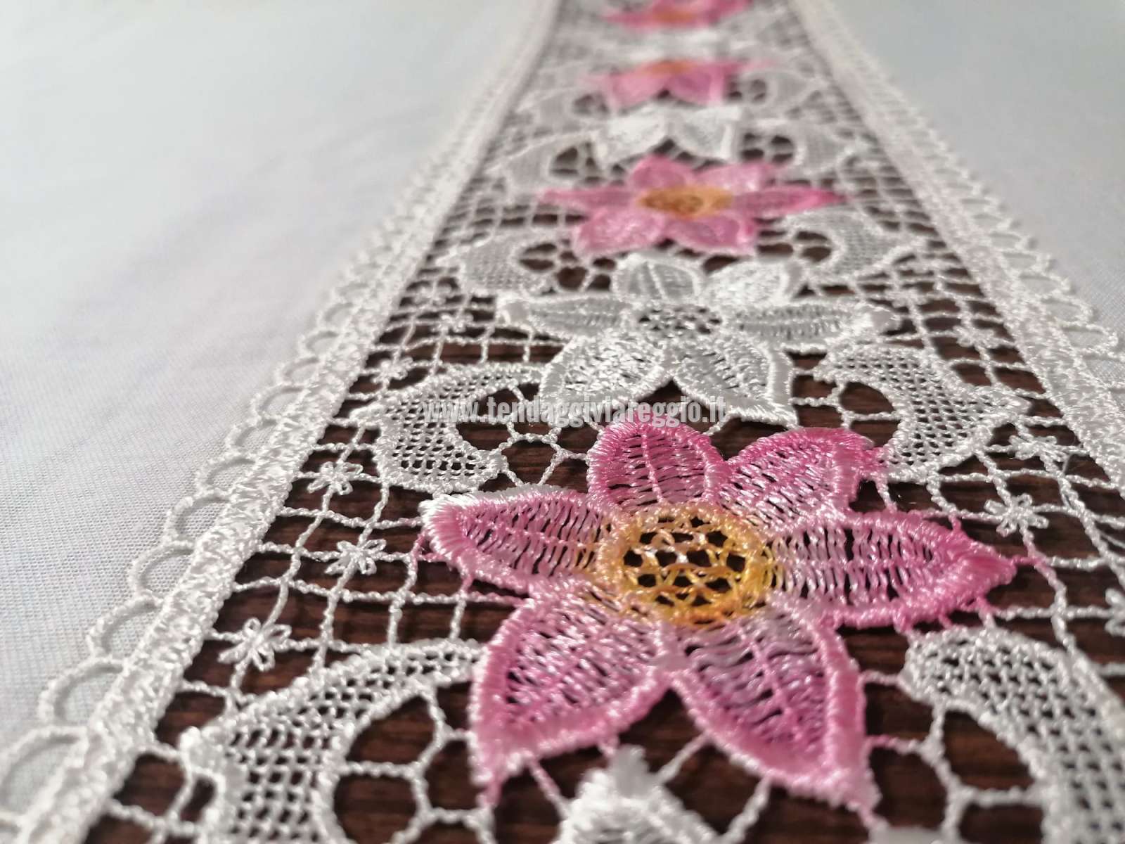 Tendina a vetro con inserto in MACRAME' FLEUR ROSE