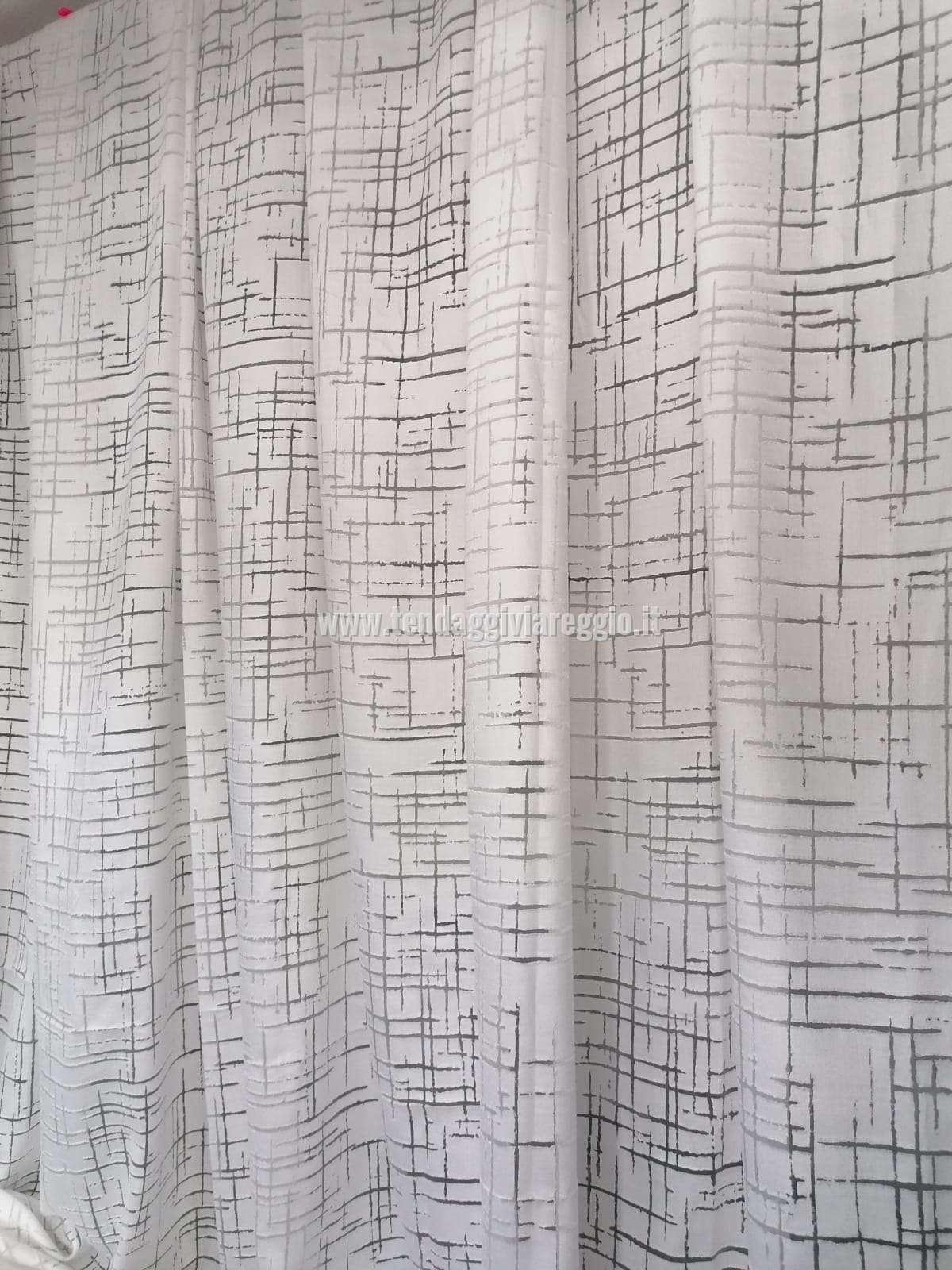 Tenda DEVORE' modello GRAFFIATO