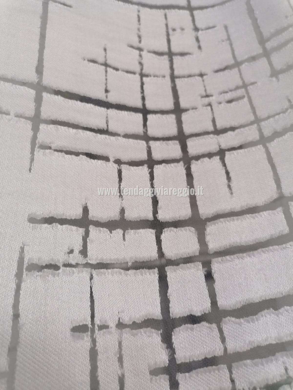 Tenda DEVORE' modello GRAFFIATO