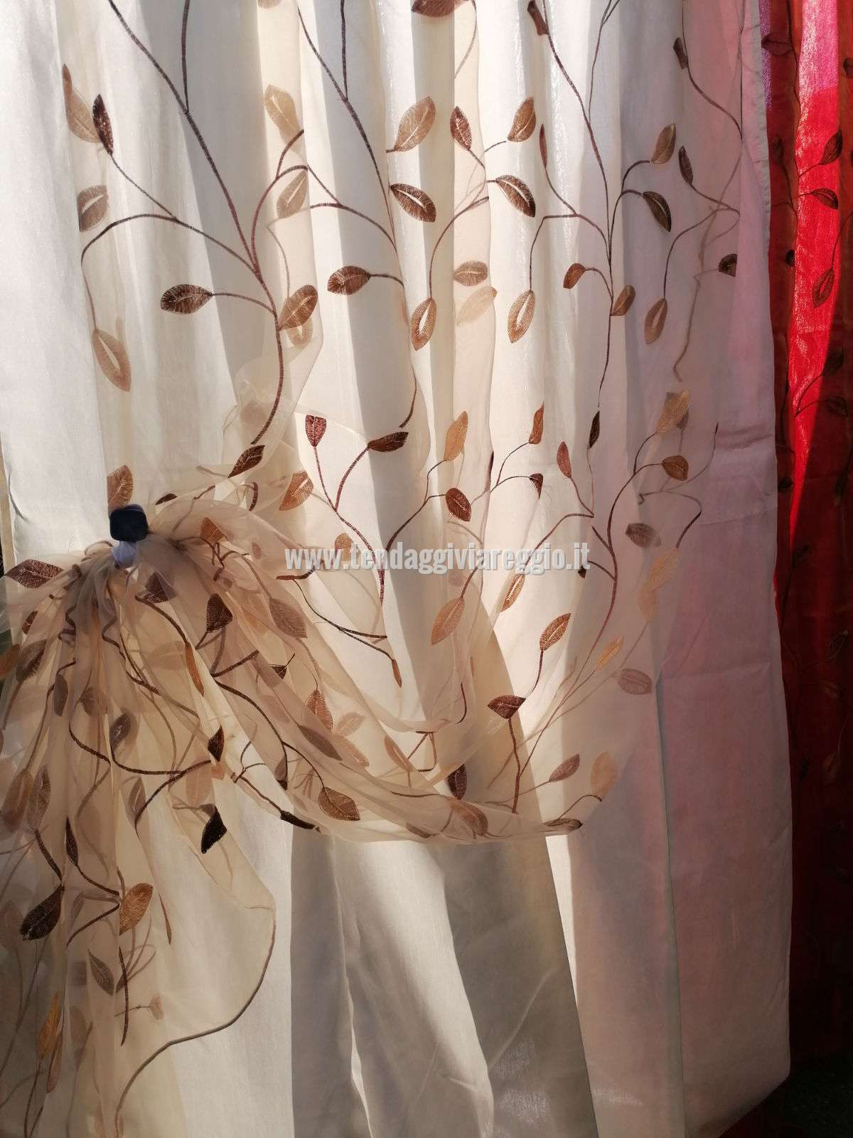 Tenda confezionata DOPPIA KETTY in organza ricamata e shantung