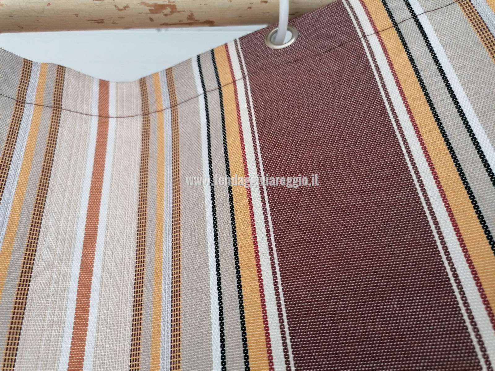 Tenda da sole confezionata modello RIMINI righe miste misura per porta