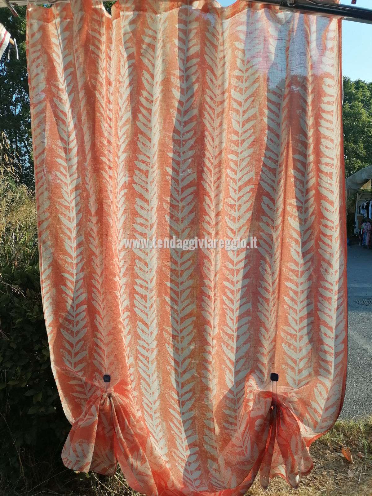 Tenda con fettuccia arricciante per scorritenda e bastoni CICAS 