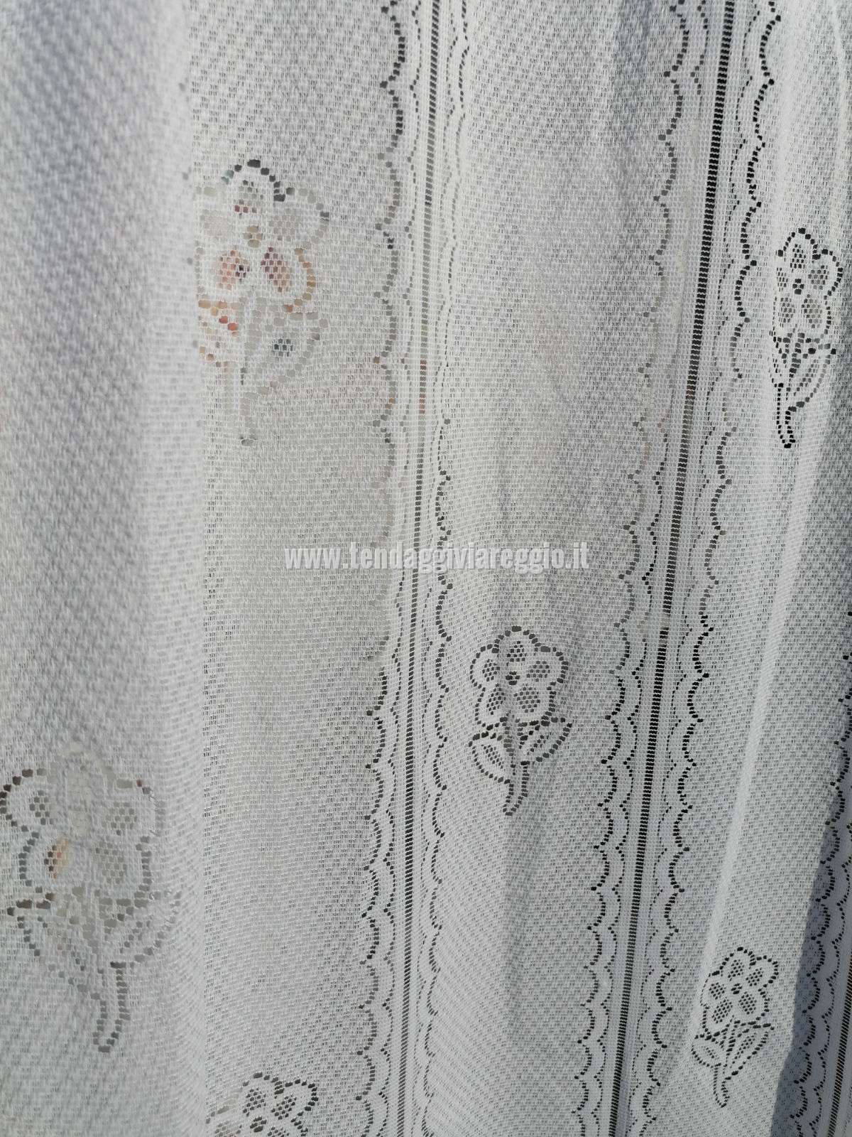Tendina tirolese traforata MARGHERITA colore bianco