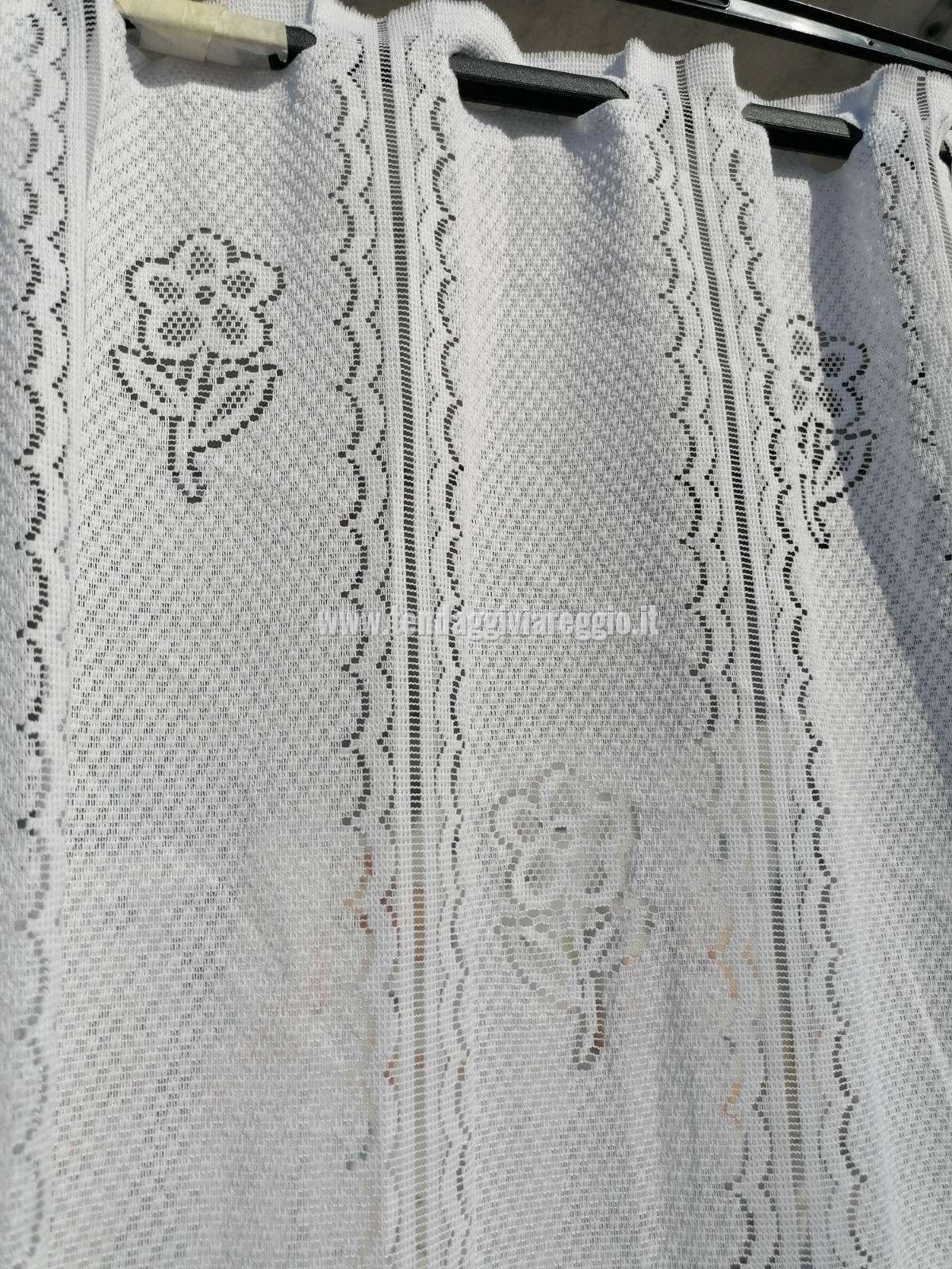 Tendina tirolese traforata MARGHERITA colore bianco