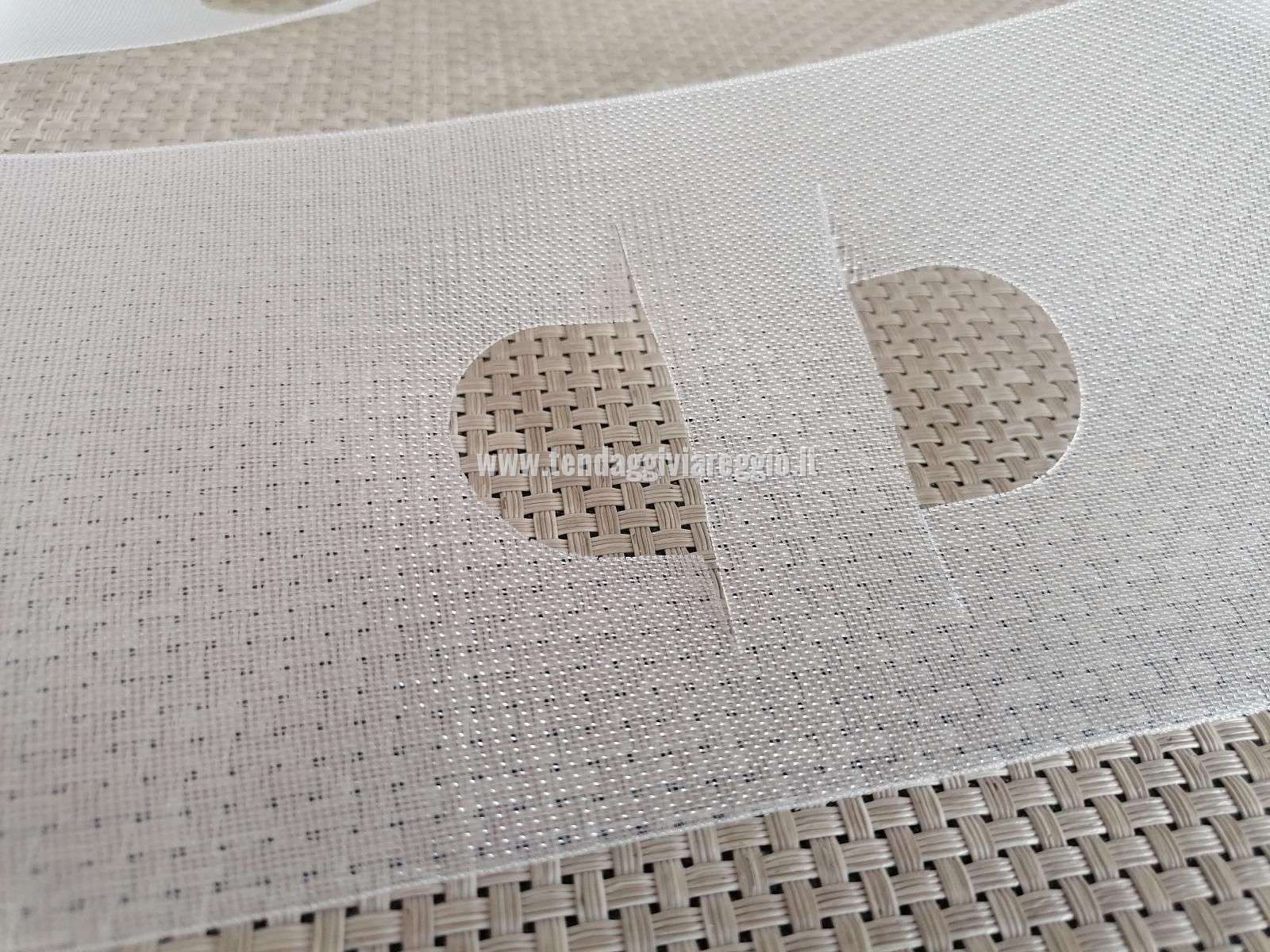 NASTRO FORATO bianco o trasparente con buchi passa-bastone