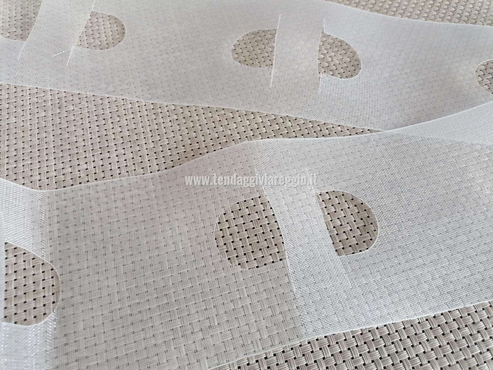 NASTRO FORATO bianco o trasparente con buchi passa-bastone