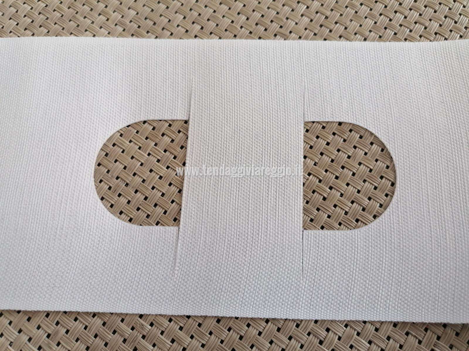 NASTRO FORATO bianco o trasparente con buchi passa-bastone