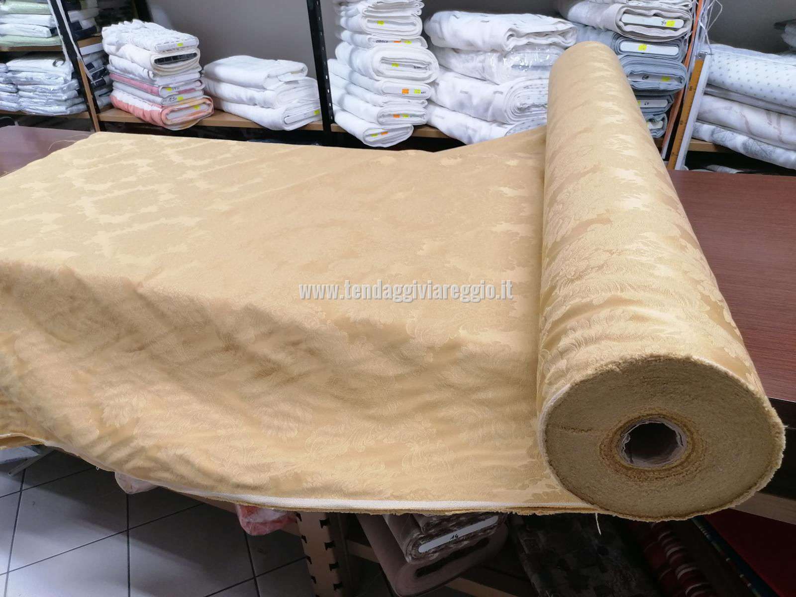 Tessuto tappezzeria DAMASCATO IMPERIALE color ORO cm 280