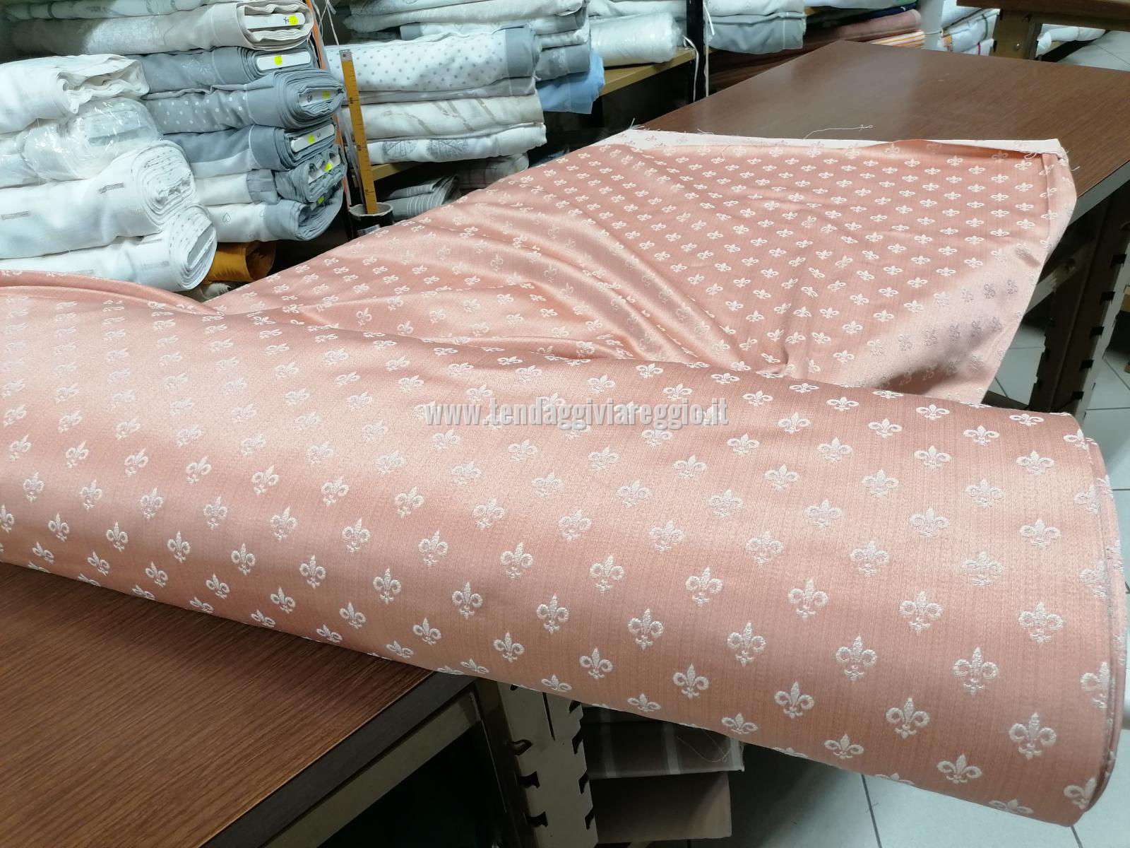 Tessuto tappezzeria GIGLIO color ROSA cm 280