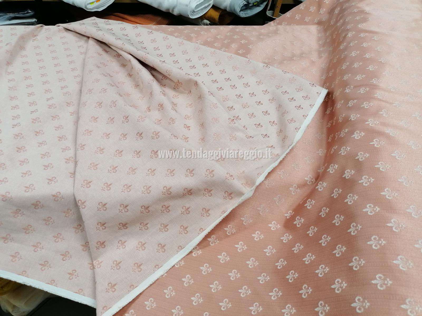 Tessuto tappezzeria GIGLIO color ROSA cm 280