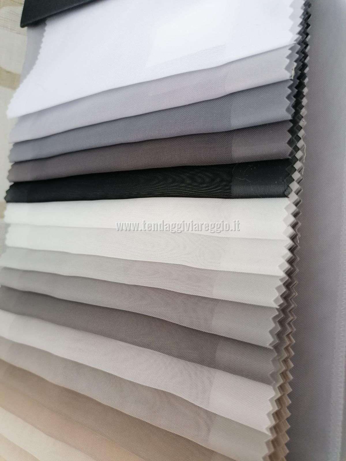 Tende in velo modello MARLEY voile cm 300 piombate in 70 varianti di colore