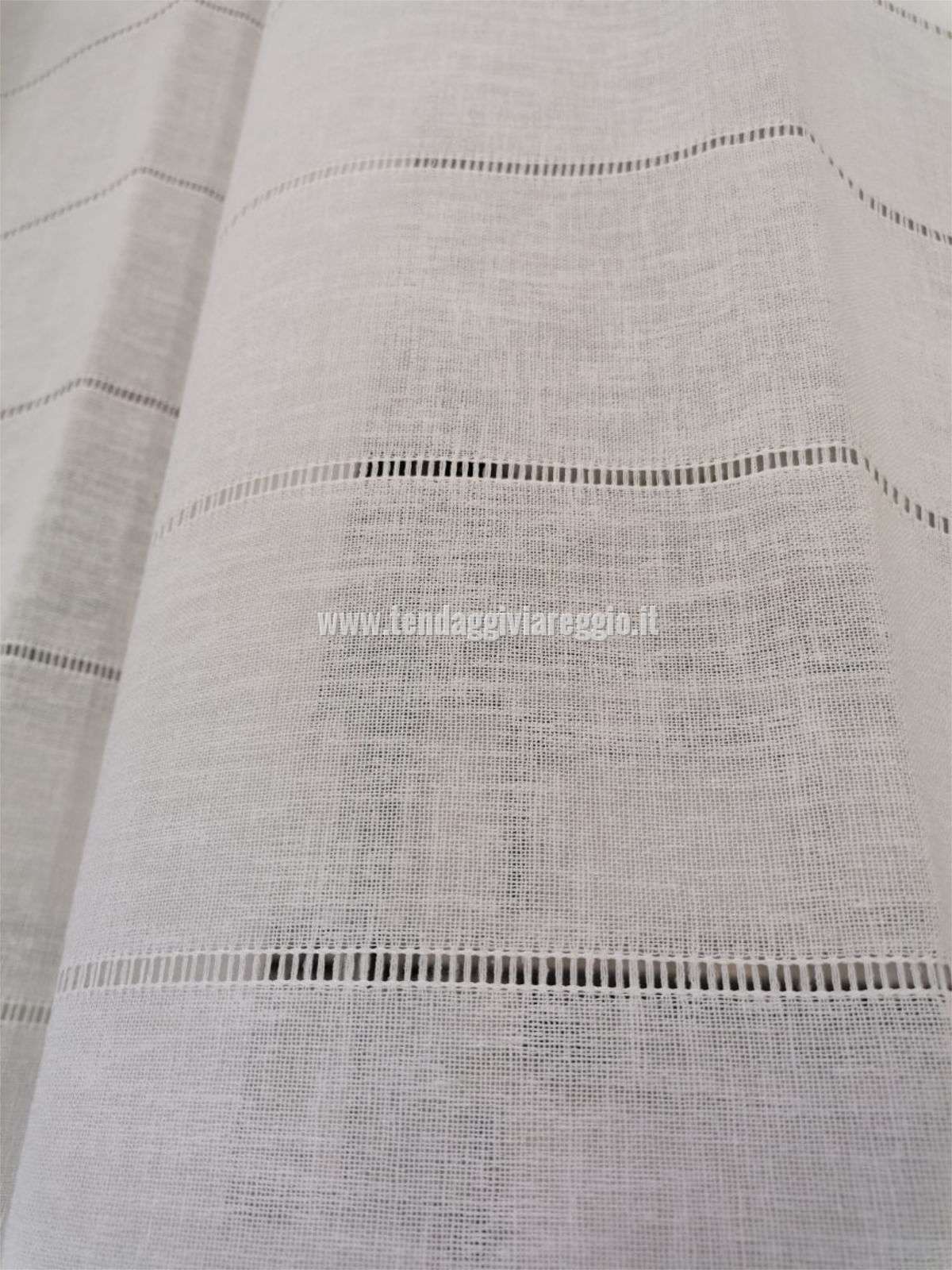 Tenda a metraggio modello ASYA SFILATURA ORIZZONTALE