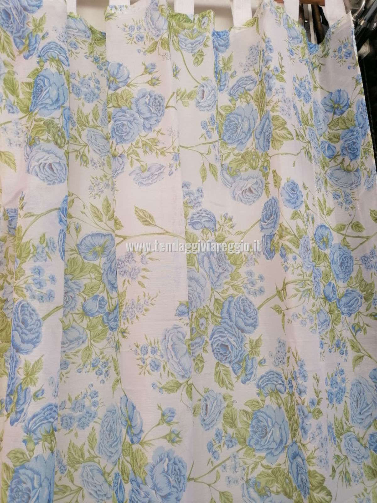 Tenda confezionata SANDERSON con passanti per bastoni e fettuccia per scorritenda